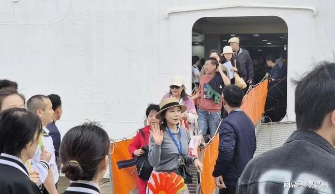 好湿好紧快点再深一点动图 大家喜欢这种真实感