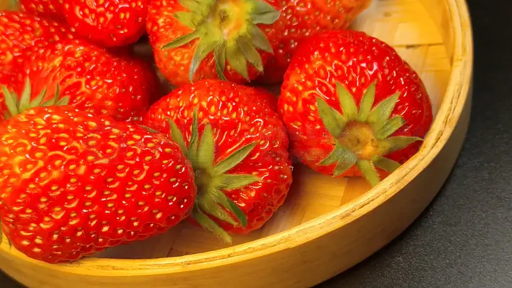 古风剧情视频 剧情凌无尘剑招凌厉