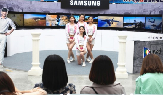 小马拉大车 子鸡视频