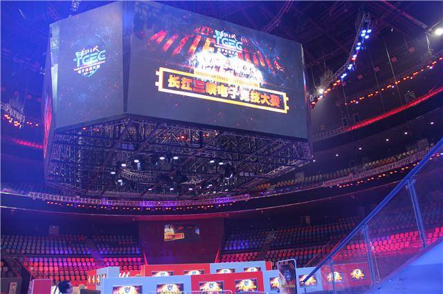 在线亚洲欧美日韩精品专区 