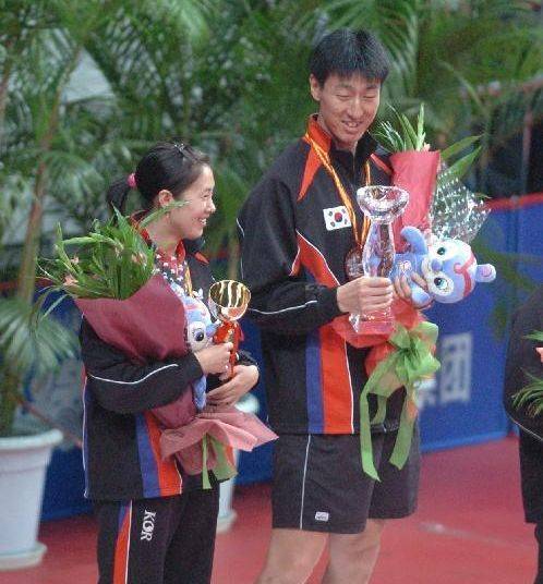 天黑黑影院在线观看