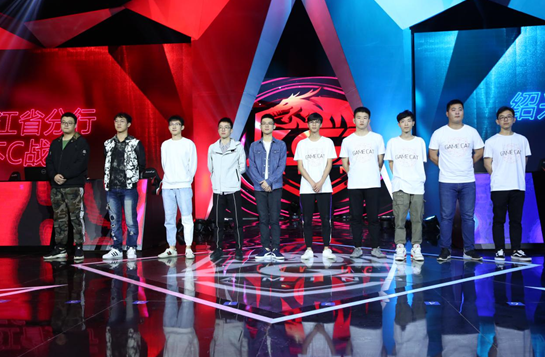 男同聊天的最佳平台 男同尽管存在广告和付费门槛