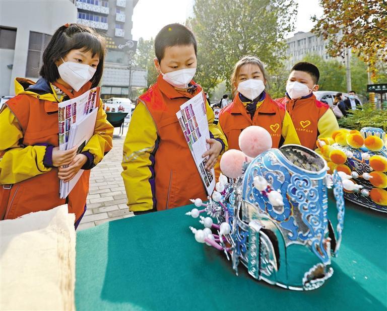 看不卡亚洲午夜久久久精品 它们所提供的久久精品内容