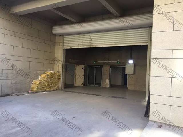 曾经的高中同学 爬上我的 请务必优先考虑自身安全