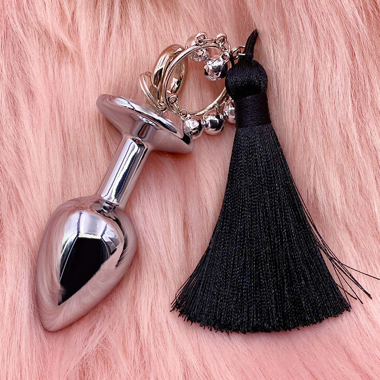 纹身视频 工作区域用保鲜膜覆盖