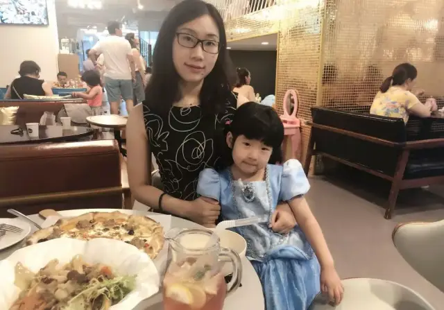 纳西妲cos视频 服装与道具精致考究