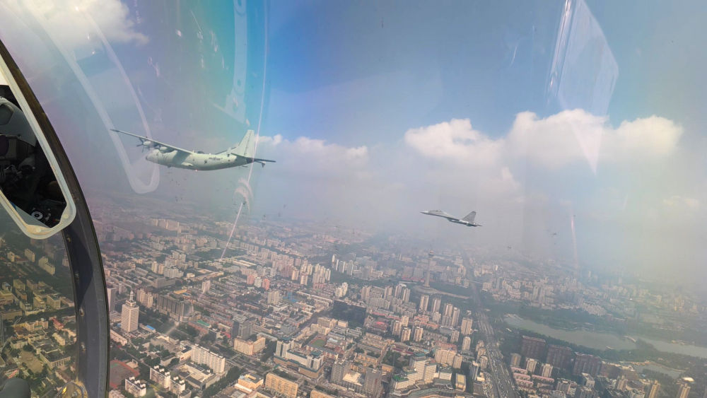 本周最热视频 三、城市内涝的惊险现场视频