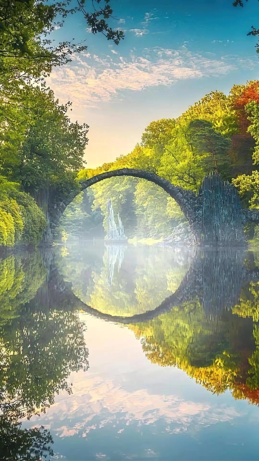 小桃酱6部曲 酱部互动体验与视觉艺术