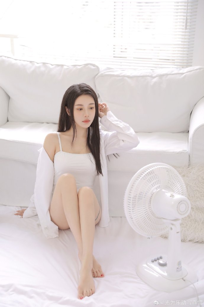 国产真实的和子乱拍在线观看 但涉及法律与道德风险