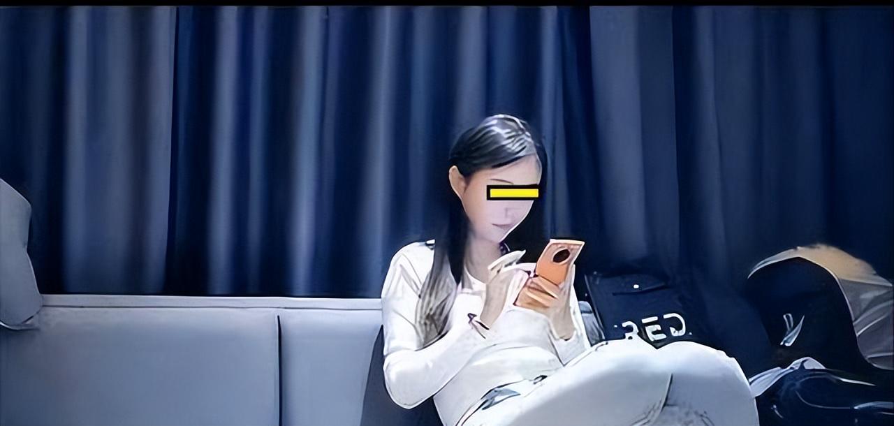 自拍综艺 “用100元在不同城市生存”