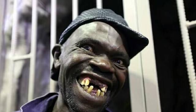 日产一卡三卡四卡国色2欧洲 电视上、日产还要有点高科技