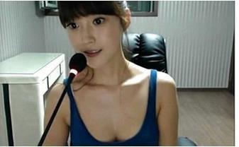 娃趣 娃趣对话反应速度约1.2秒