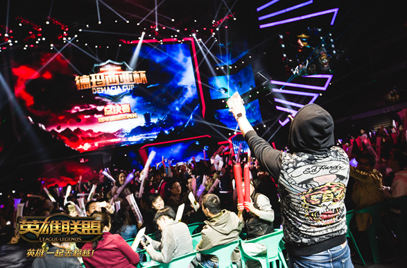 小蓝无限金币版 小蓝专业功能也能一键解锁