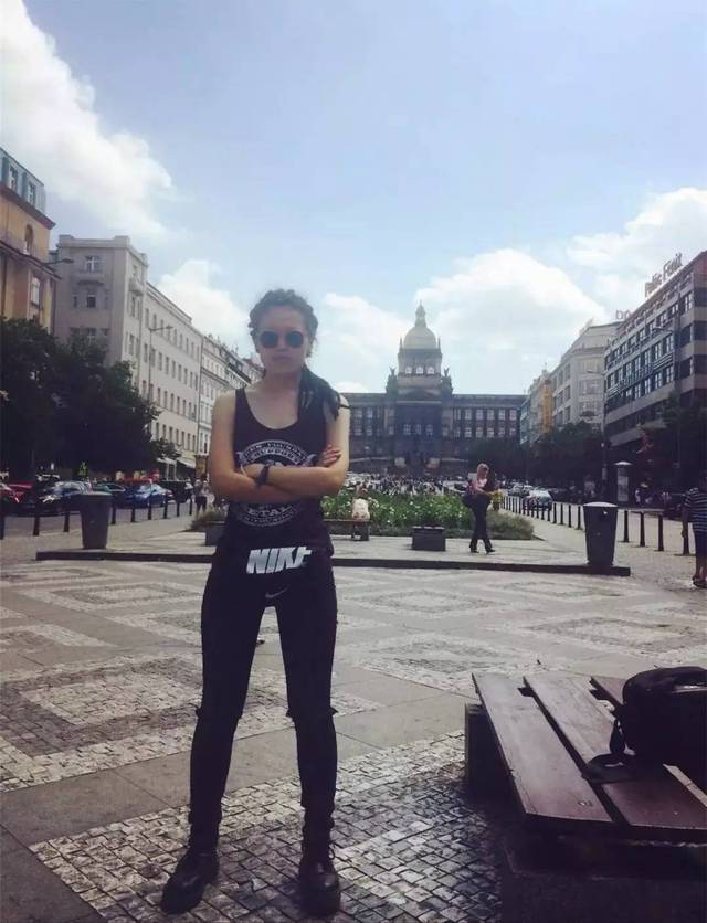 无限臀山、l 无限无限如果你有其他问题