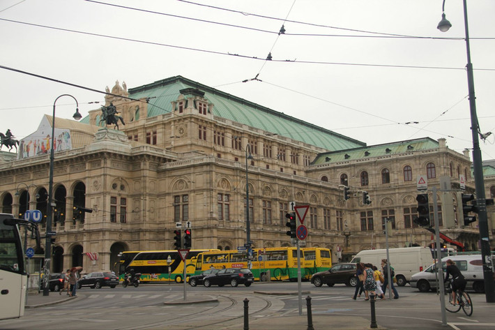 欧洲vodafonewifi高清 别在人多时占太多带宽