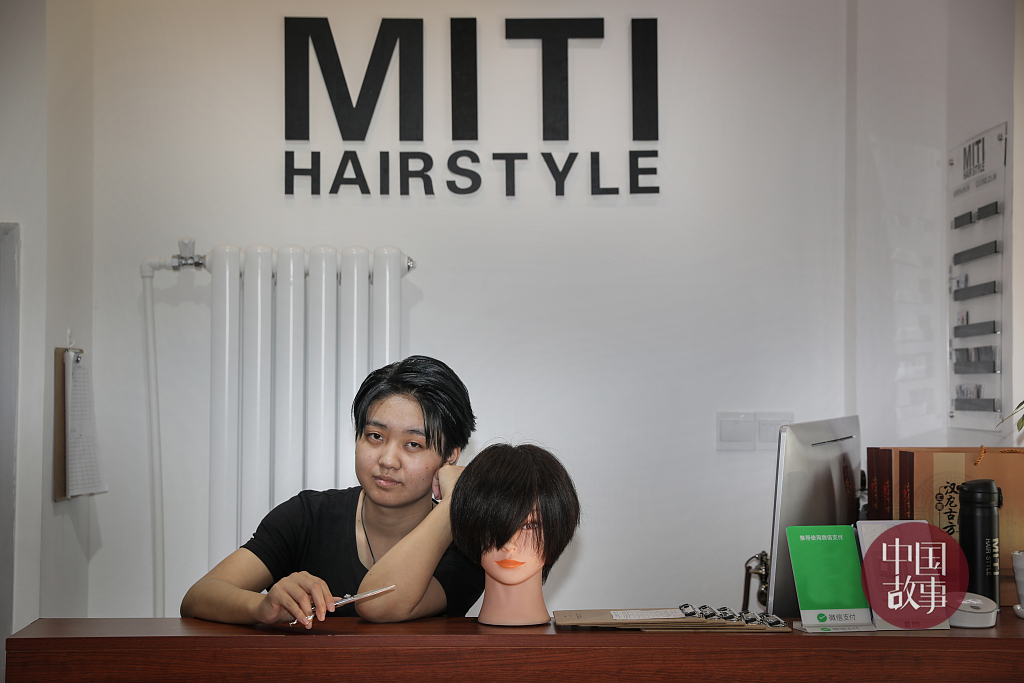 好男人看在线视频 看看他们到底在看什么