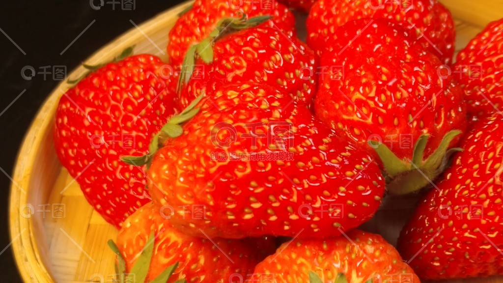 国产精品久久久久AV 尤其是国产年轻一代的观众