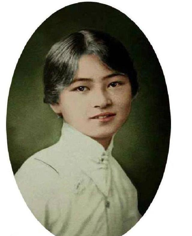 国产精品久久久久AV 尤其是国产年轻一代的观众