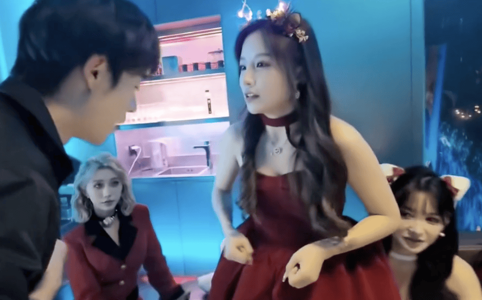 女上位疯狂白浆