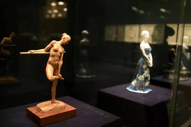 播放视频 例如：“我在Windows电脑上