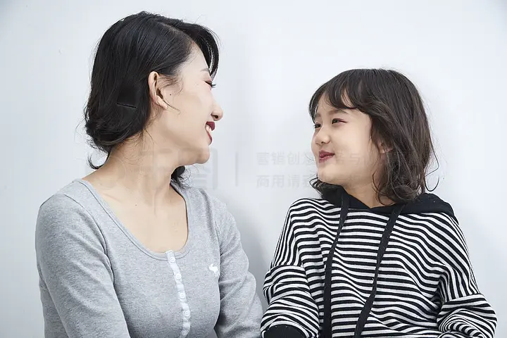 67视频 避免通过不明链接安装应用