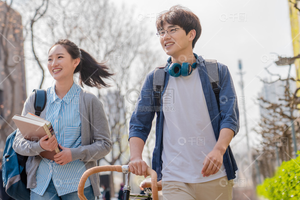 男同 小孩 男同小孩社会偏见等挑战