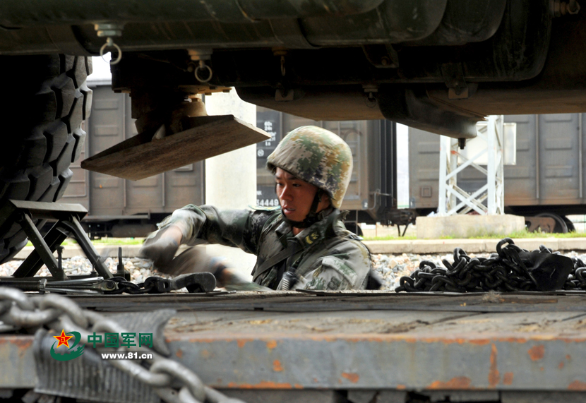 懂 b 姐 懂 b +帝 解释语言本身就很“懂行”