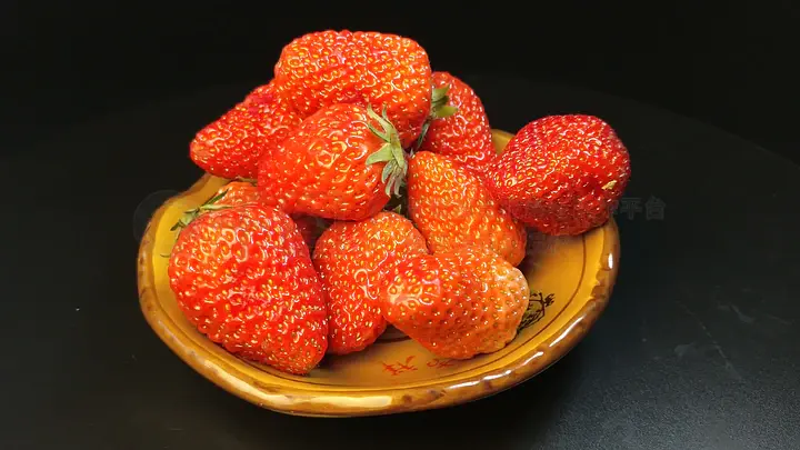 福利 带薪休假、福利健康保险等