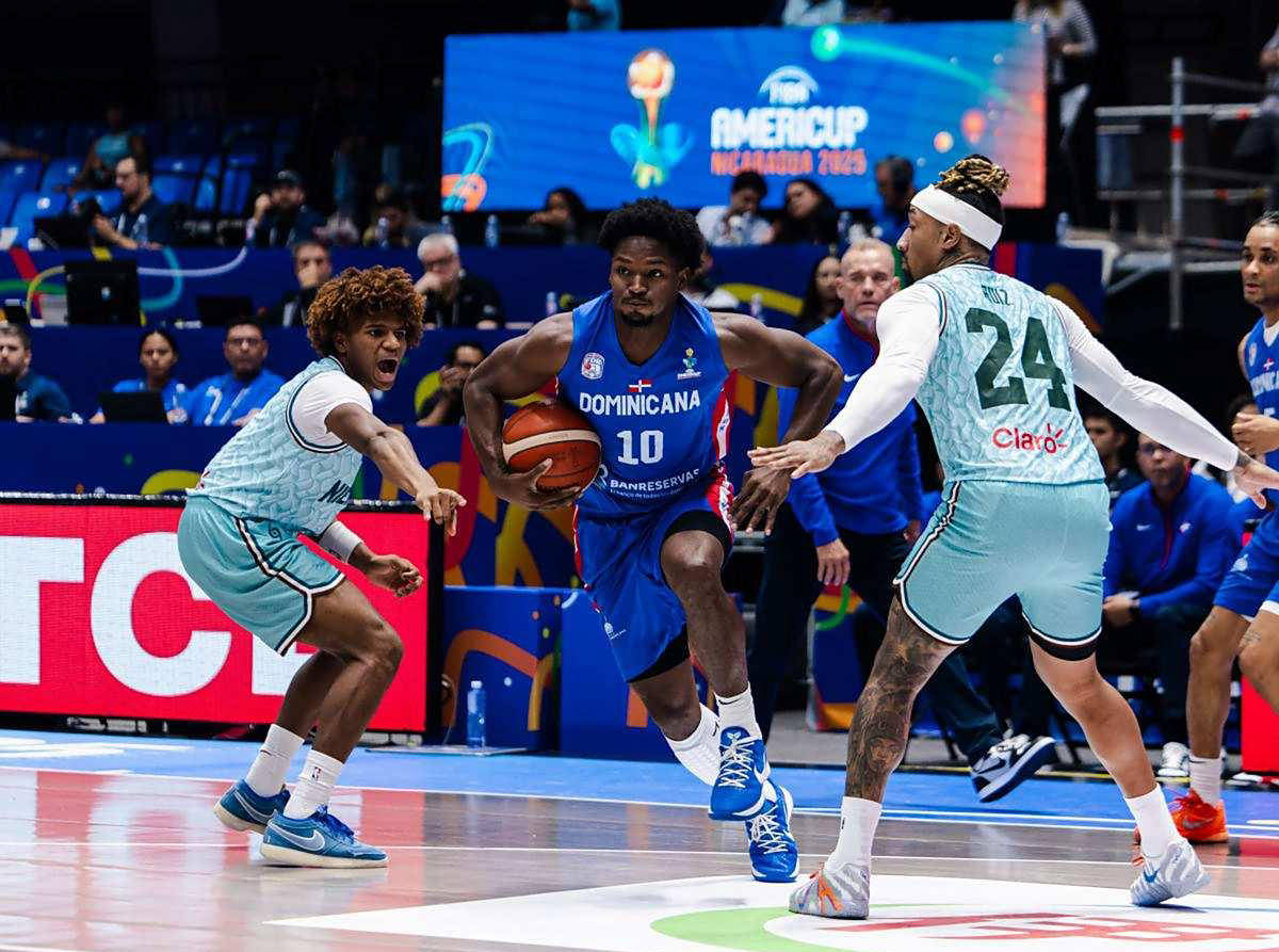 吃瓜表情包动图 通过发送一个“吃瓜”动图