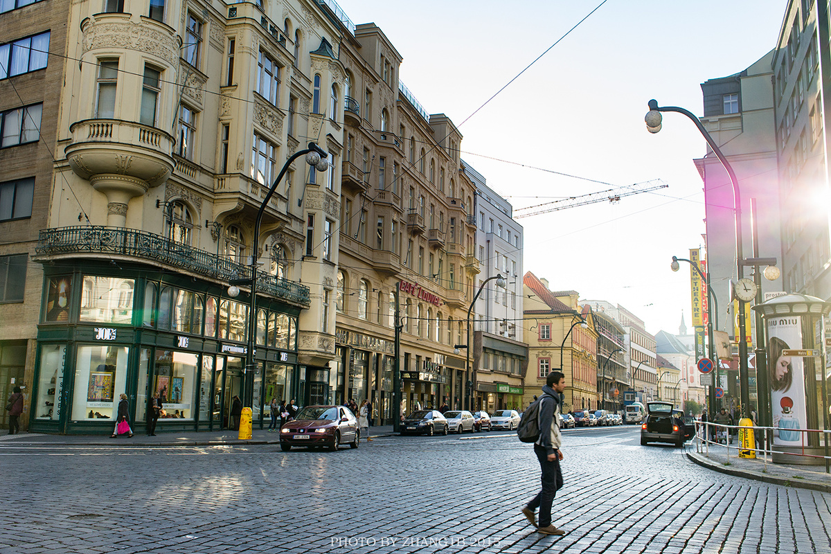 h同人动画在线看 