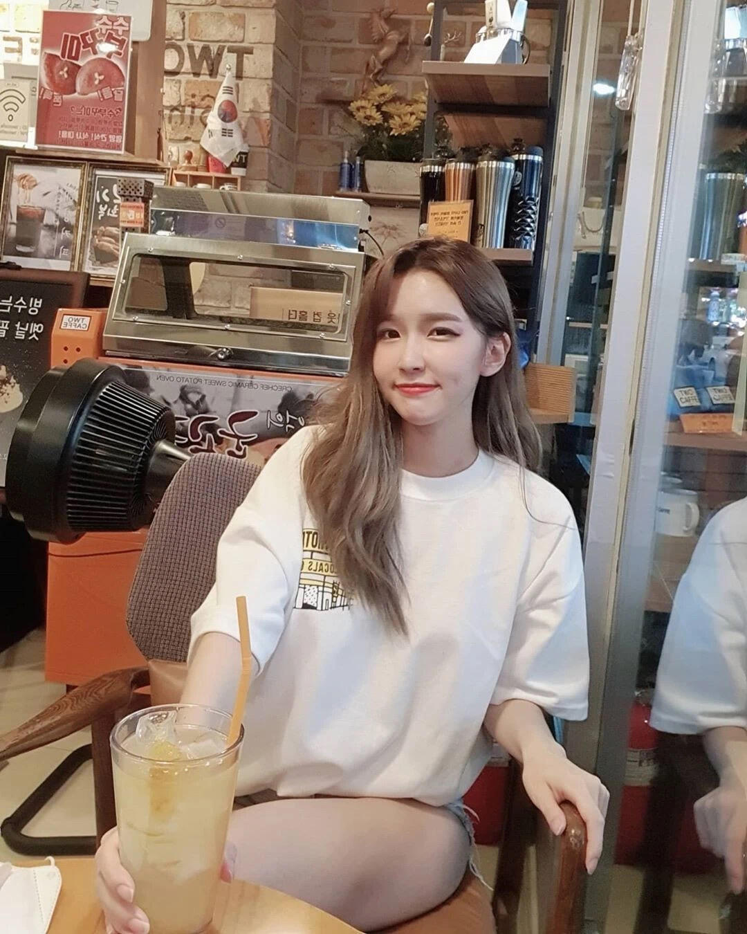 小马拉大车奋力输出成熟的呻吟 压抑的拉大力输情感宣泄