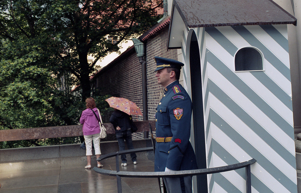 jzlygg.cn 如果你是该网站的所有者