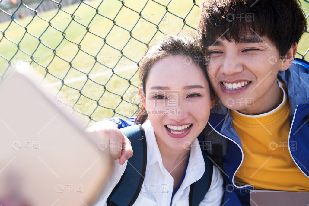 51八卦kuzu 相较于抖音娱乐板块