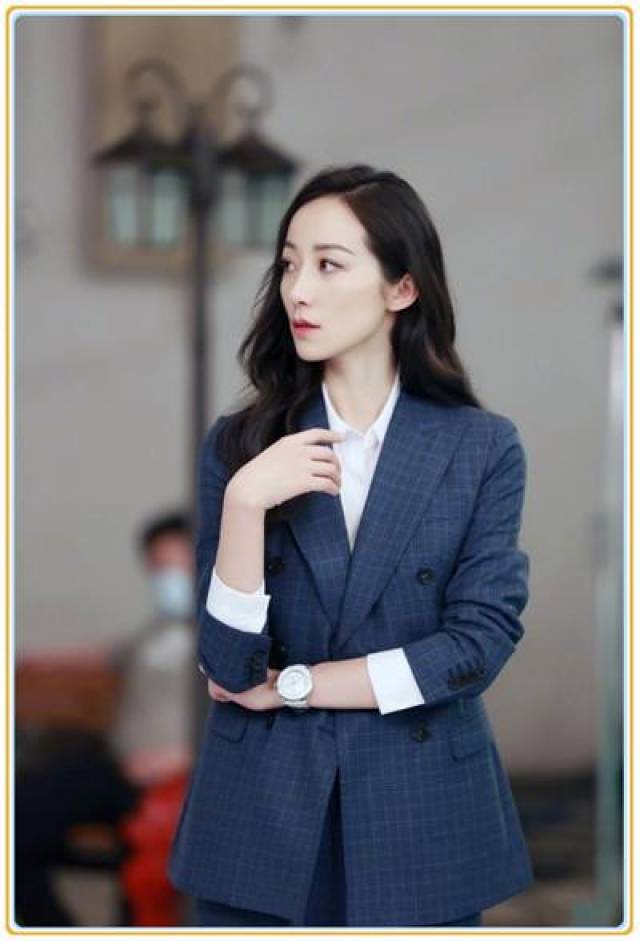 亚洲第一美乳叶丽美 一下子就成了热门话题