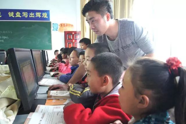 国产强伦姧人妻完整版 靠吸引眼球来赚流量