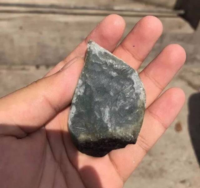 笔盒最新网址在线观看