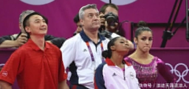 动漫小马拉大车视频 