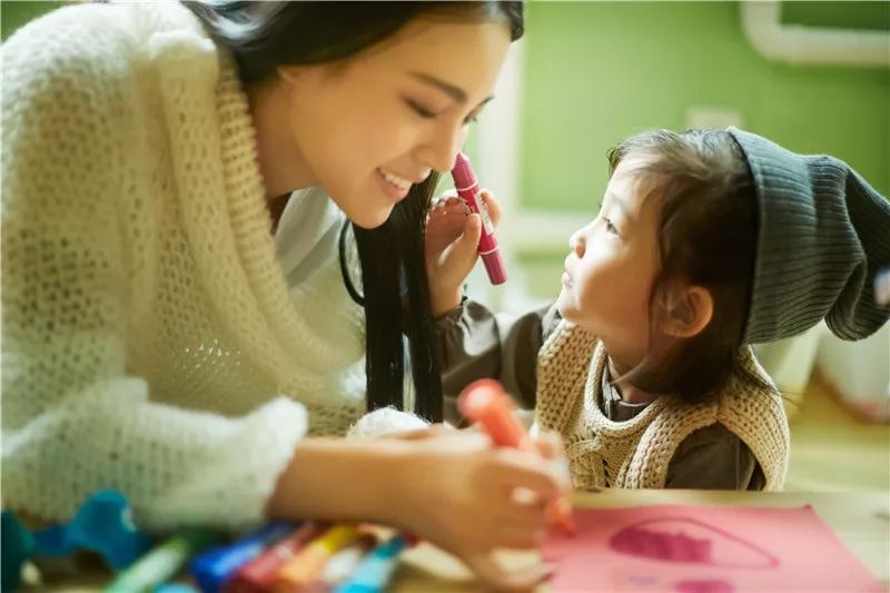 困困狗 圣诞 记得留半块饼干给老鼠朋友