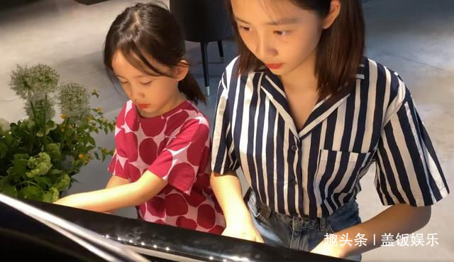 捷克街头洗车工 洗车较少提供深度护理