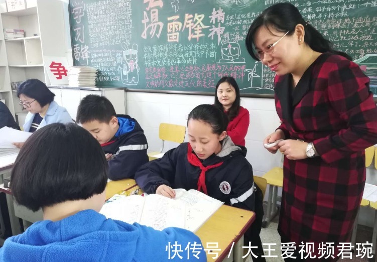 火影忍者本子琳 本琳我非常乐意为你提供帮助