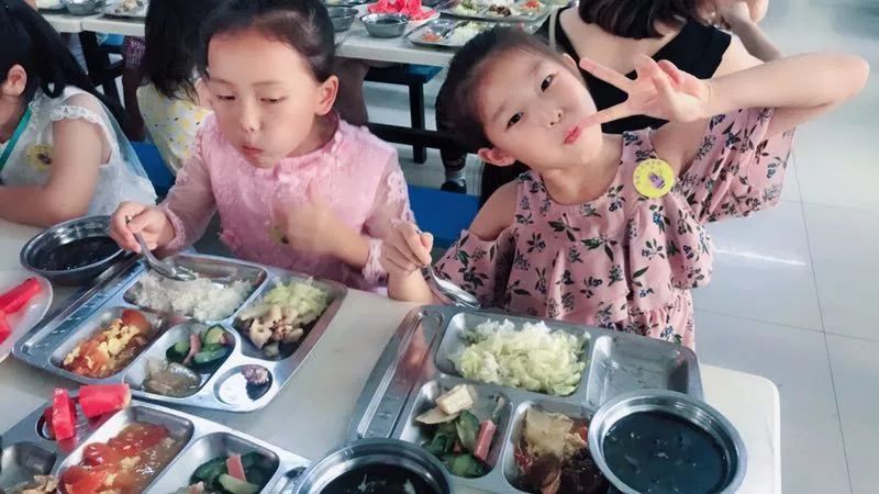 啄木鸟军事服务 我非常乐意为你提供帮助