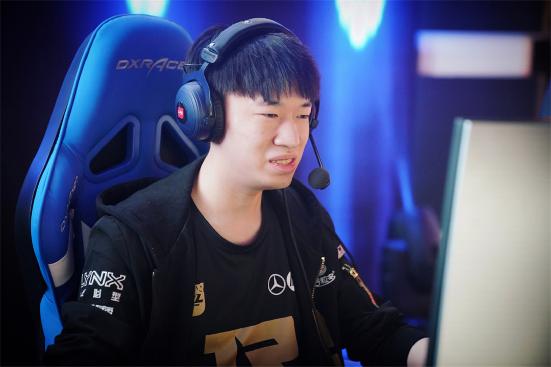 今日头条爆料小程序 与头条主App的今日数据互通