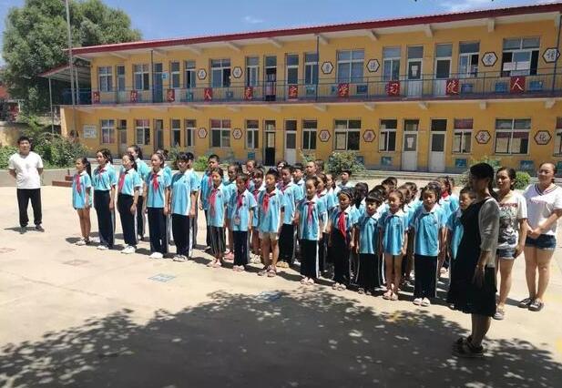 有剧情的视频 人性蜕变化学老师变身毒枭