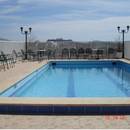 zzzttt.cn 跳转链接：可能是一个短链接