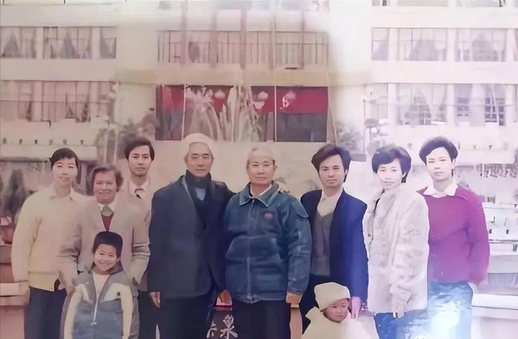 【小马拉大车】15 小马可以提供更多背景信息