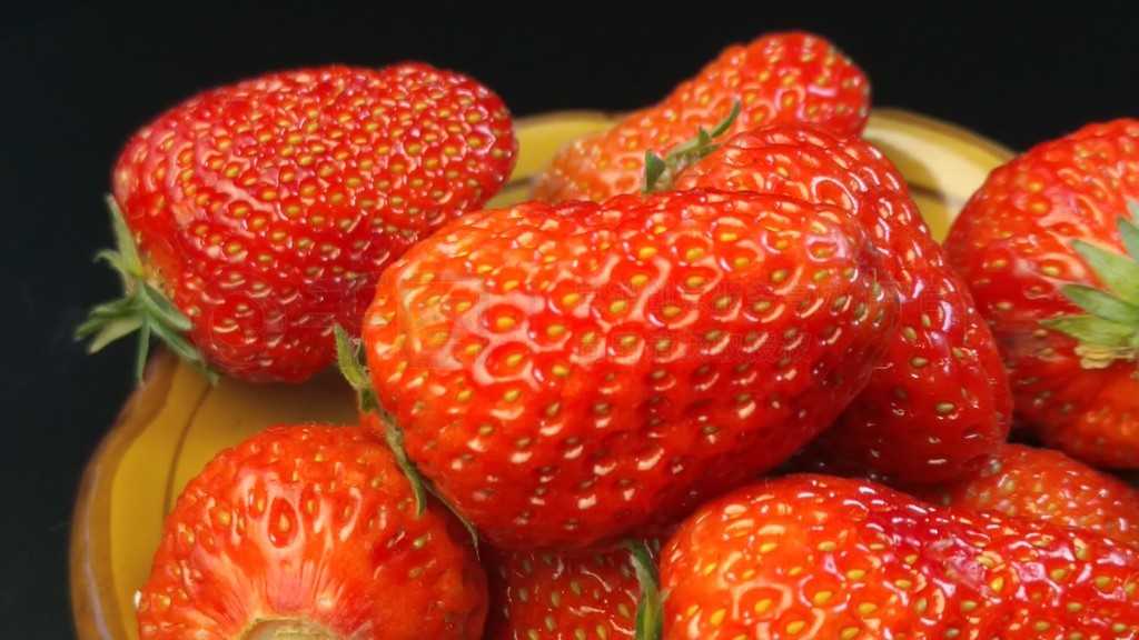 久久精品中文无码一区二区三区电影 久久精品更适合新观众尝试