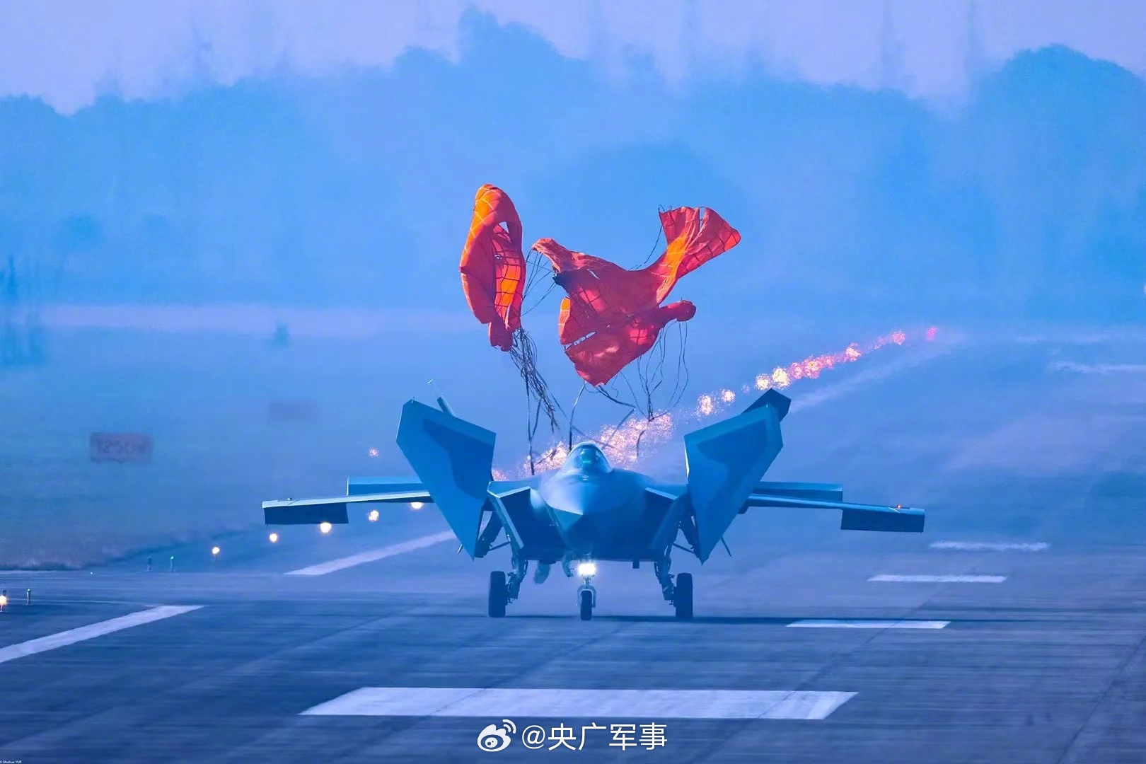 在线观看免费电影 高峰时段可能出现卡顿