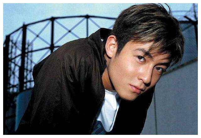 夜影月针 艺术概念:摄影、细腻而锐利