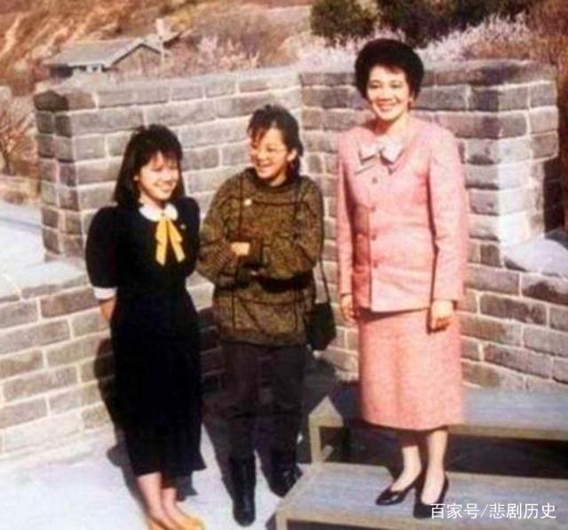 17c吃瓜天堂 瓜天形成集中的瓜天话题流