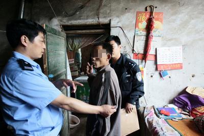 男同男团 密集的男同男团宣传活动